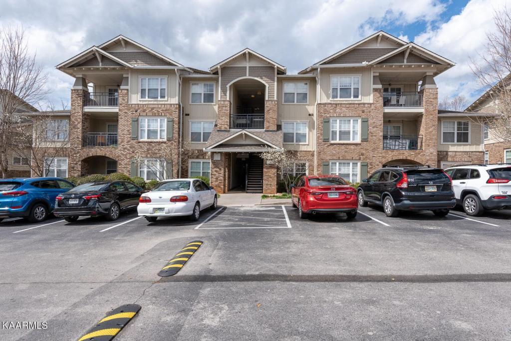Foto principal - 3704 Spruce Ridge Way 2021