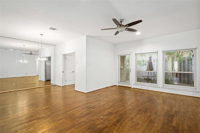 Foto del edificio - 5011 Fairmont St
