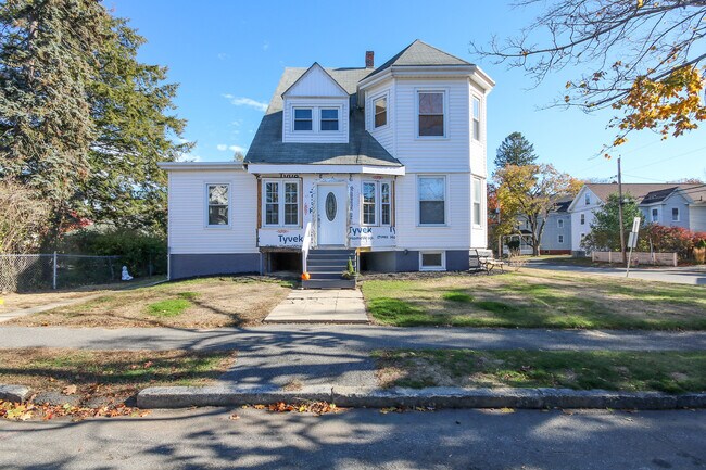 Building Photo - 169 Glenwood Ave