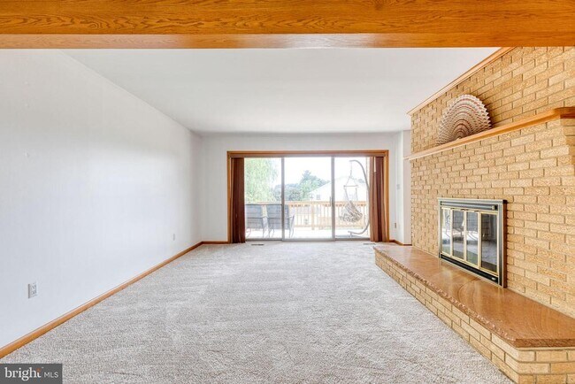 Foto del edificio - 18 Byway Rd