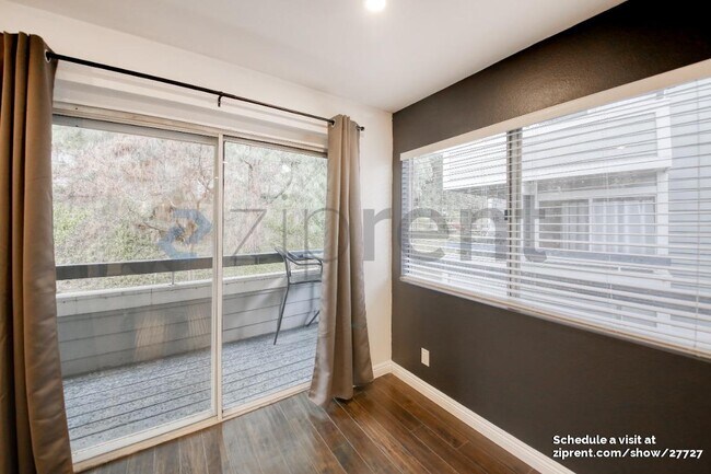 Building Photo - 26942 Flo Ln