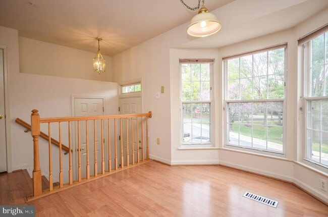 Building Photo - 3003 Gatehouse Ct