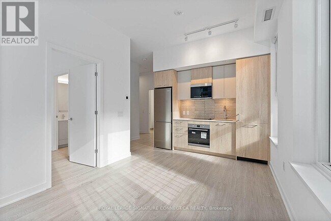 Building Photo - 30 Dreamers Wy