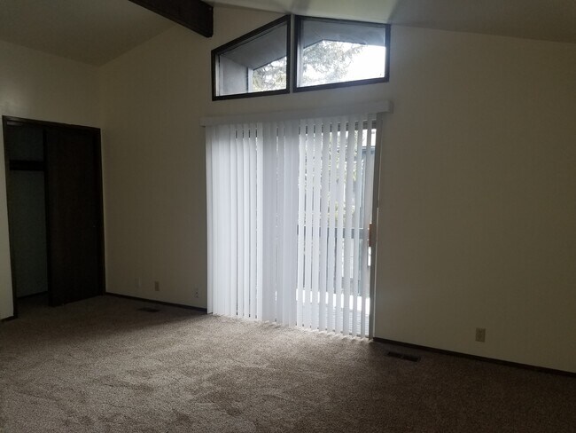 Building Photo - 1955 300 E