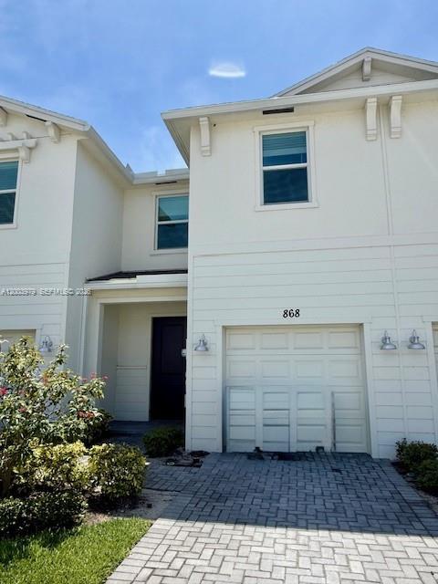 Foto del edificio - 868 SE grovebush Ln