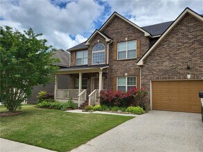 Building Photo - 950 Rockbass Rd