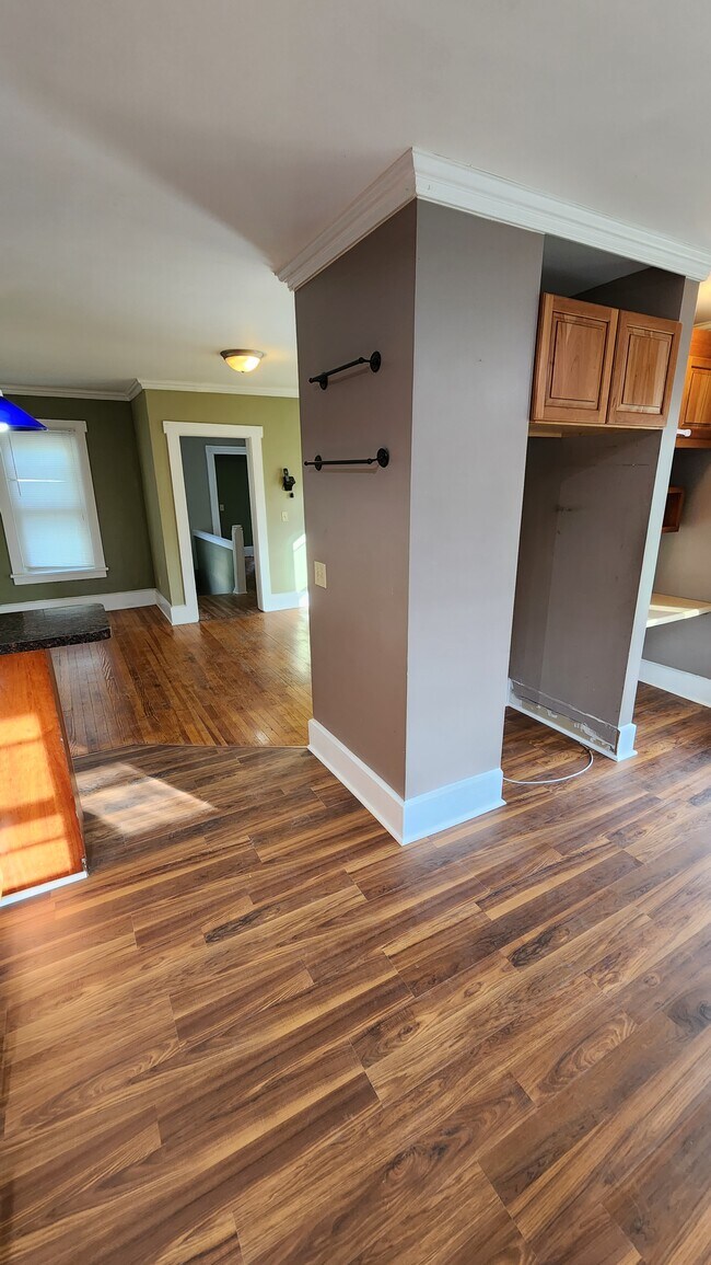 519 Swan St Unit Upper, Dunkirk, NY 14048 Apartments in Dunkirk, NY