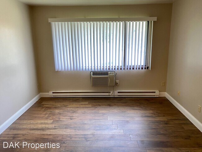 Foto del edificio - W156N11473-N11473 W Fond Du Lac Ave