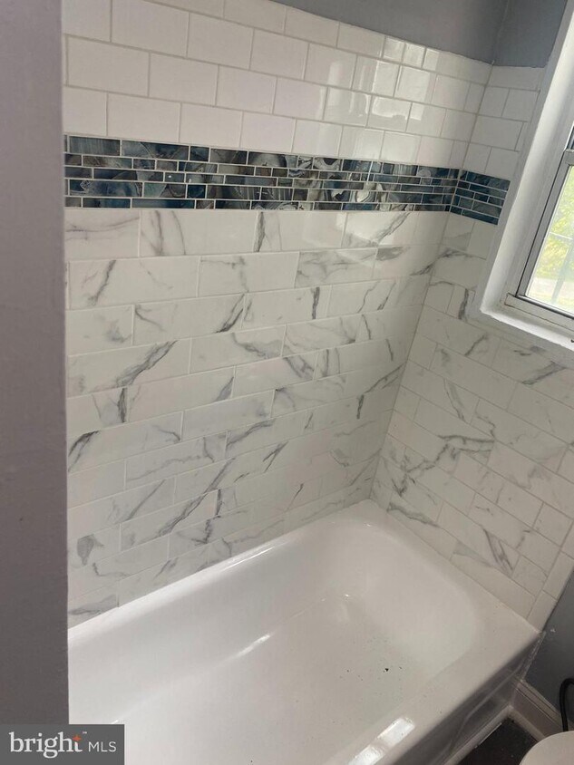 5101 Williston St Unit 4, Baltimore, MD 21229 Room for Rent in