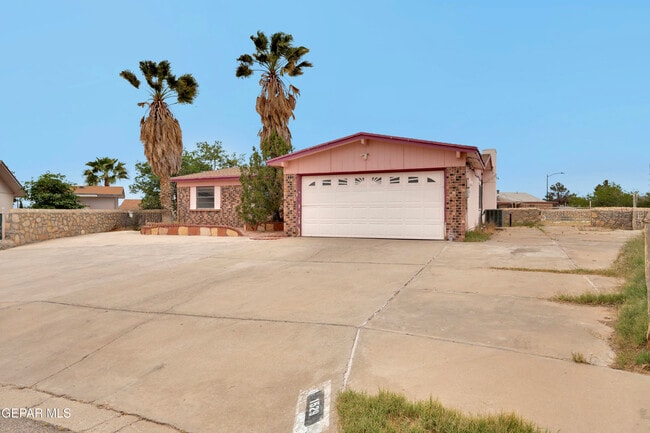 Building Photo - 1529 Babe Hiskey Ln