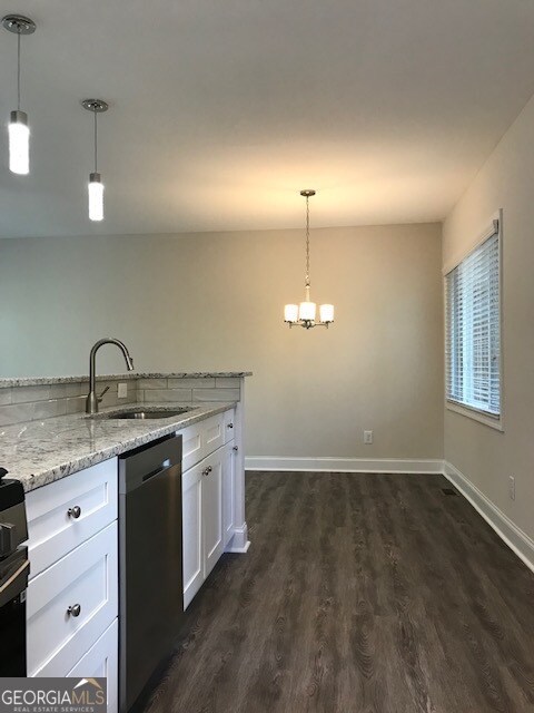 Foto del edificio - 4930 Crowe Dr SE