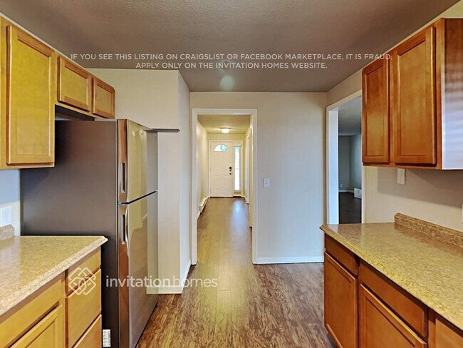 Foto del edificio - 1446 N Bennett St