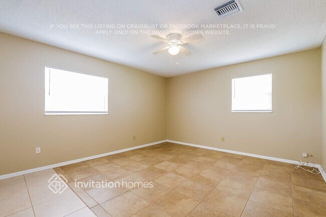 Foto del edificio - 1121 N Singleton Ave