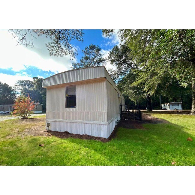 Foto del edificio - 4502 E Old Marion Hwy