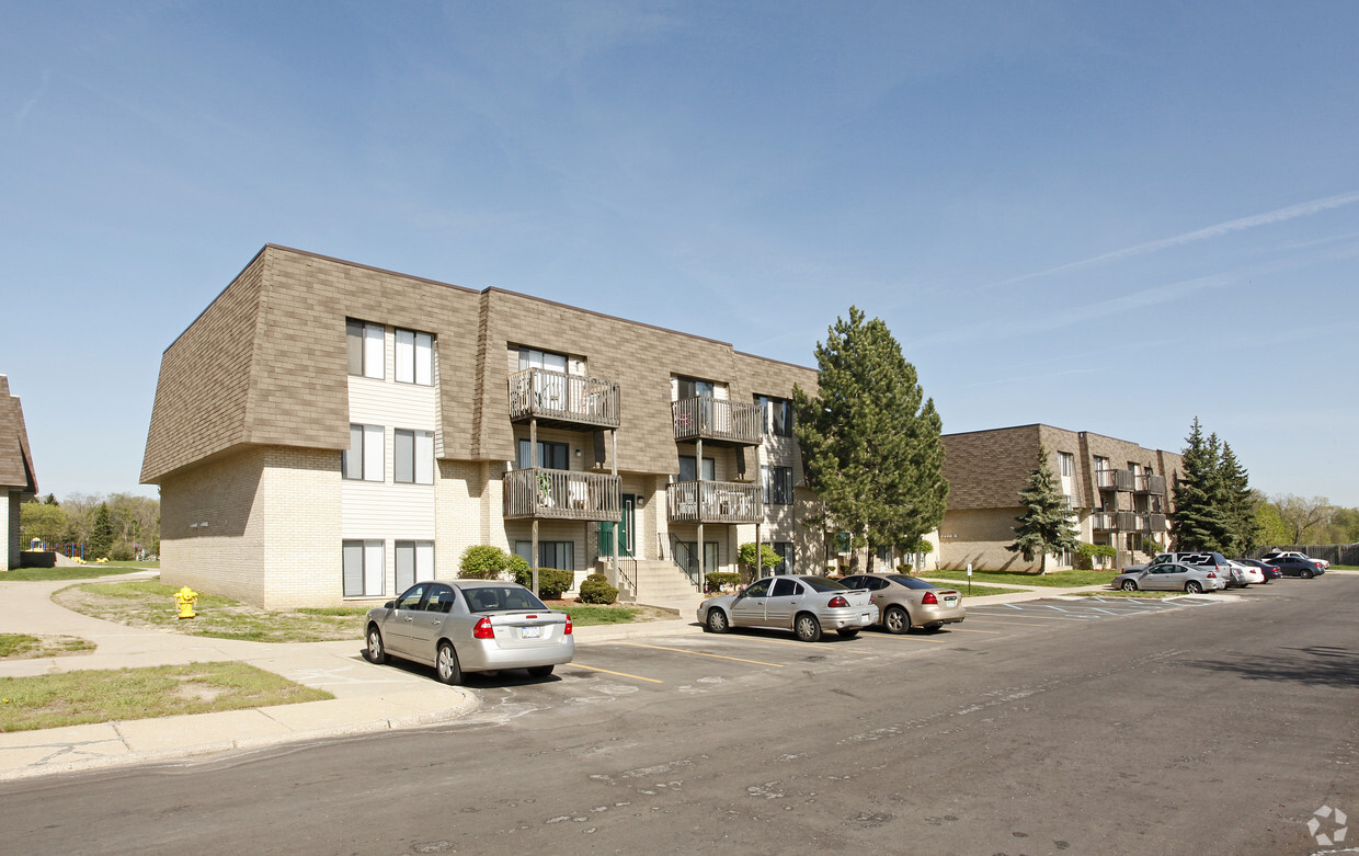 Building Photo - Boulder Creek Apartments