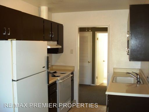 Building Photo - 410 Margrave Dr