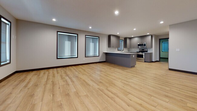 Foto del edificio - 607 12th Ave SE