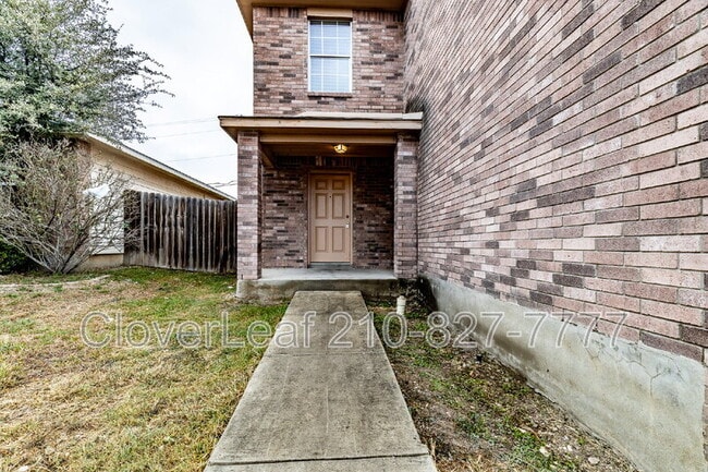 Foto del edificio - 8223 Maple Meadow Dr