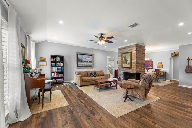 Foto del edificio - 9418 Wandsworth Dr
