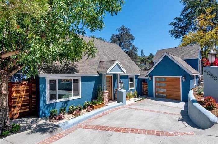Front of house and garage - 4050 Davana Rd