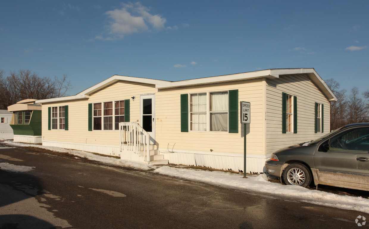 Foto principal - Carriage Hills Mobile Home Park