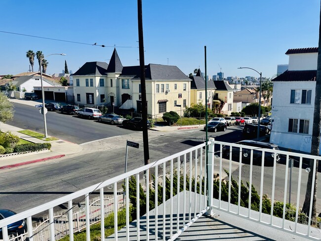 Balcony - East Side Views - 4503 Rosewood Ave