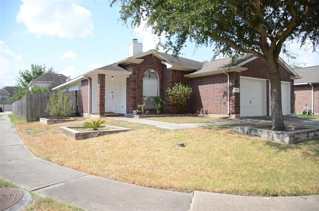 Building Photo - 17003 Lolly Ln