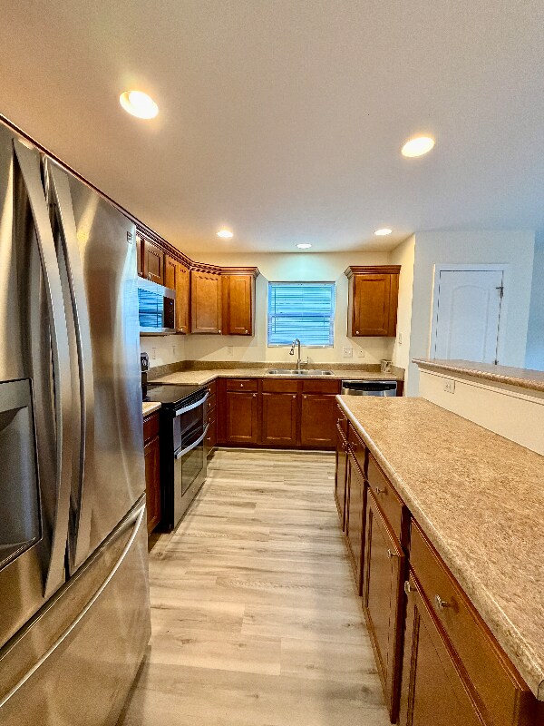 Foto del edificio - 7952 Bombay Ln