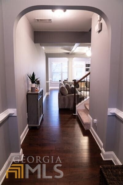 Building Photo - 2393 Whiteoak Bend