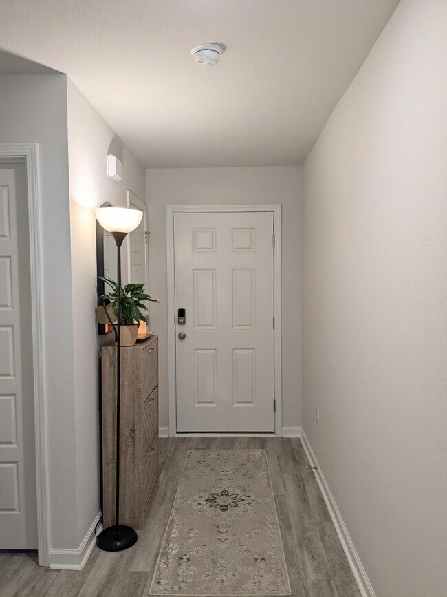 Building Photo - 6056 Unbridled Way