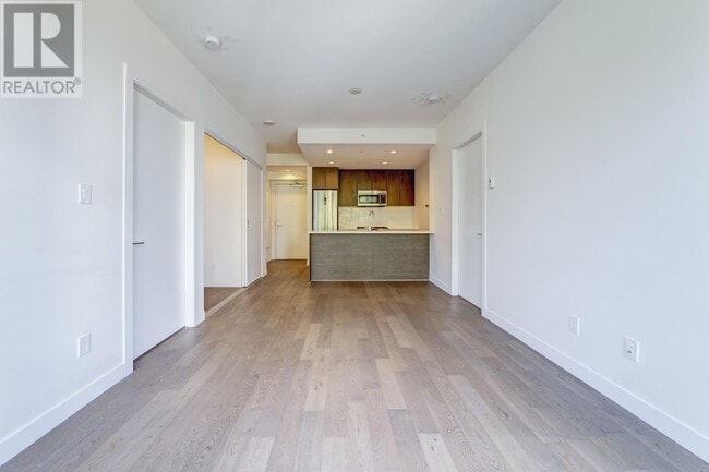 Building Photo - 9060-9060 University Crescent