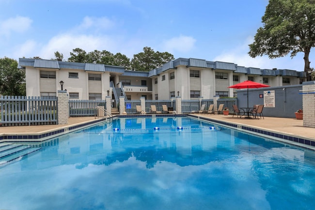 Photo - Rolling Hills Apartments