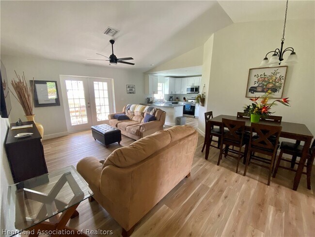 Building Photo - 6978 Mexican Hat Dr