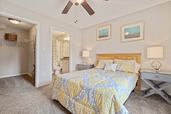 Master Bedroom with En-Suite Bathroom - Cherry Grove Commons Apartments