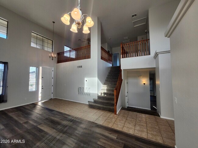 Foto del edificio - 5705 Castano Dr