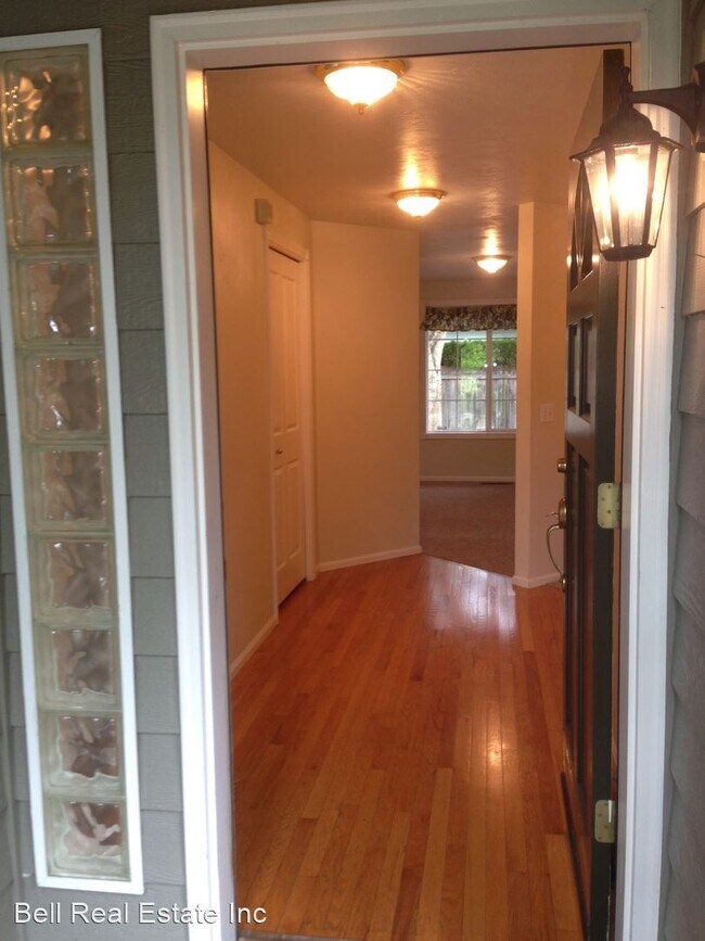 Building Photo - 3 br, 2 bath House - 1620 Ridgley Blvd.