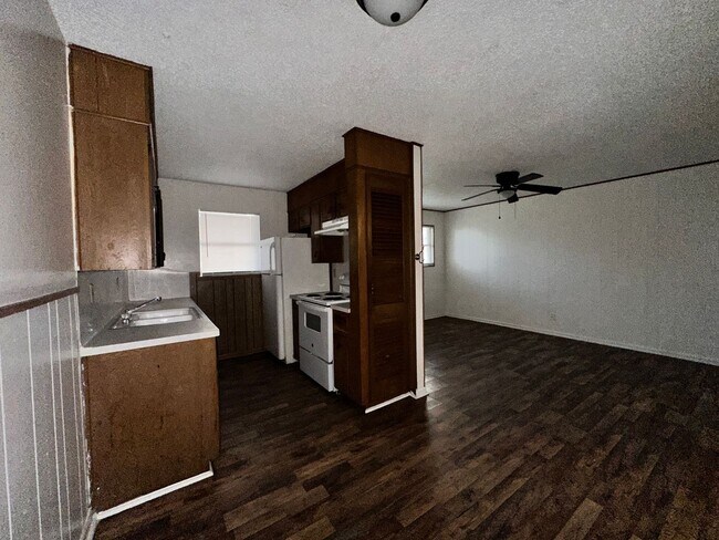 Foto del edificio - Bundrant Apartments