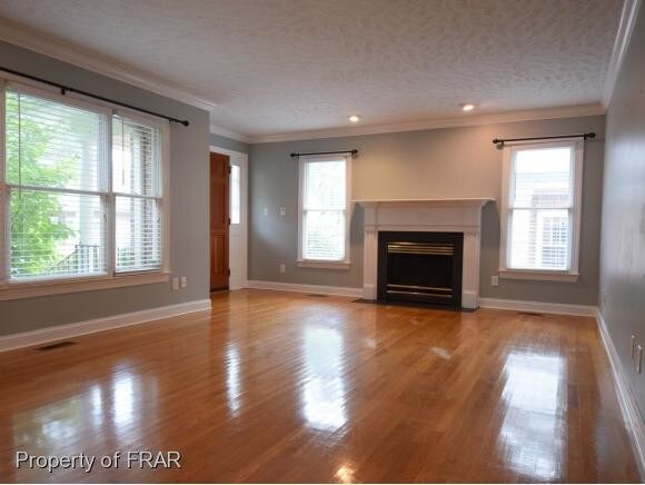 Building Photo - 610 Huske St