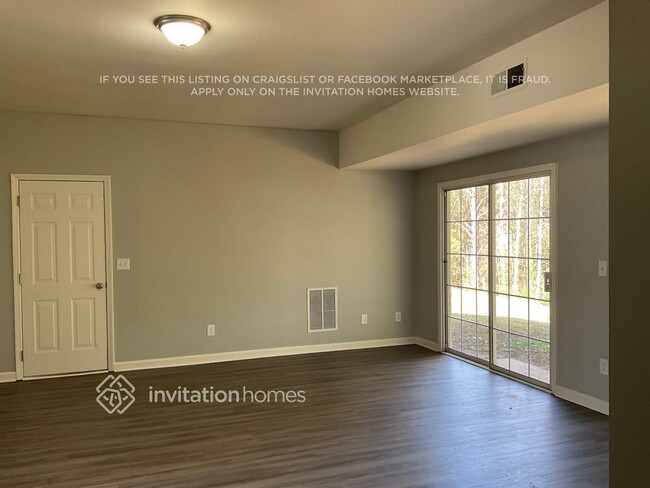 Building Photo - 1306 Waymar Way SW