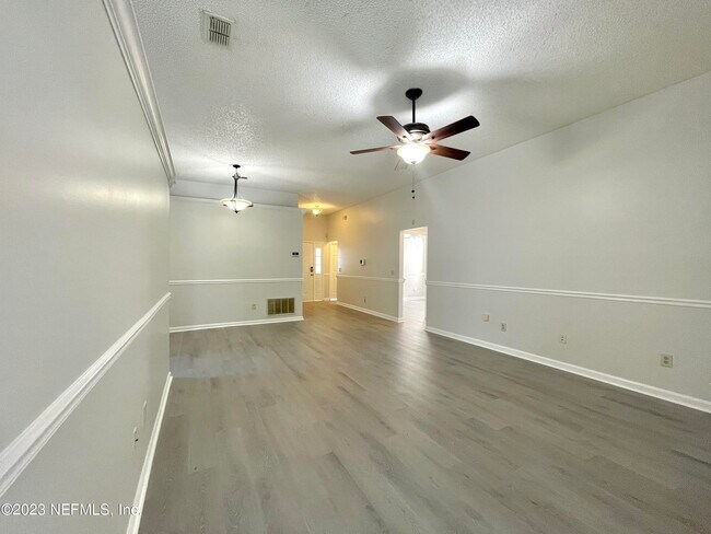 Foto del edificio - 12558 Fallohide Ln