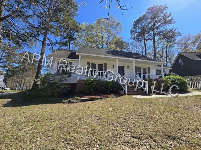Building Photo - Renovated house in Irmo