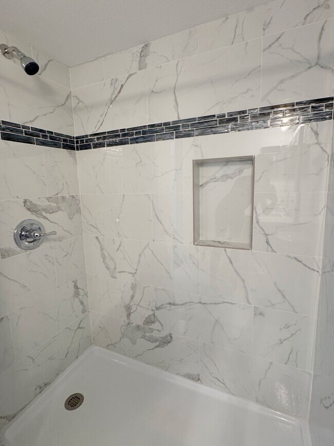 Foto del edificio - 14777 Wunderlich Dr
