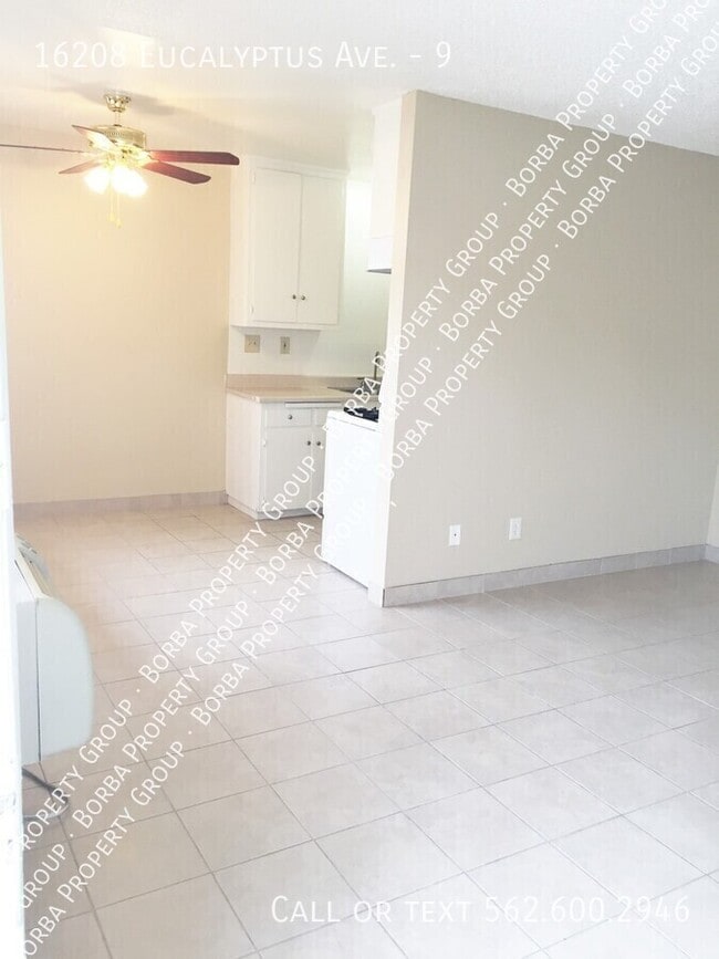 Foto del edificio - 16208 Eucalyptus Ave