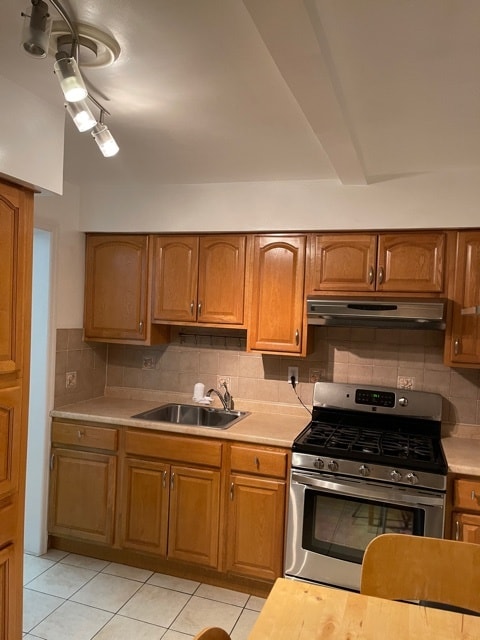 Kitchen - 105 McWhorter St