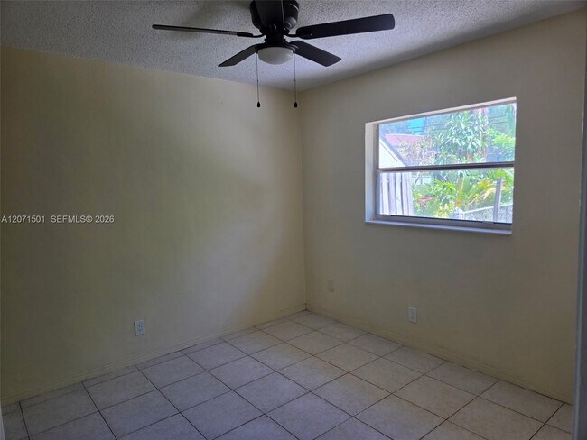 Foto del edificio - 6050 SW 34th St
