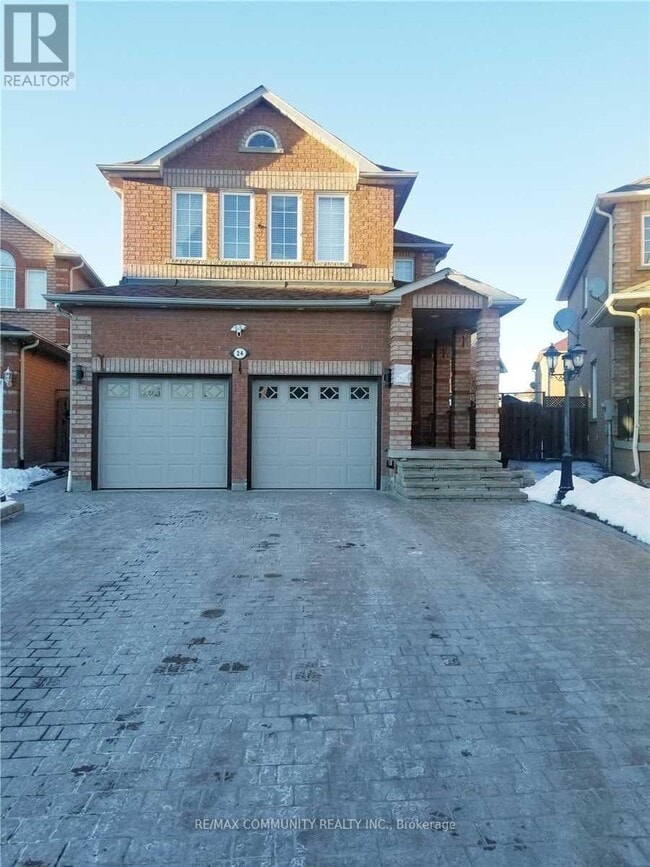 Building Photo - 24 Sandham Crescent