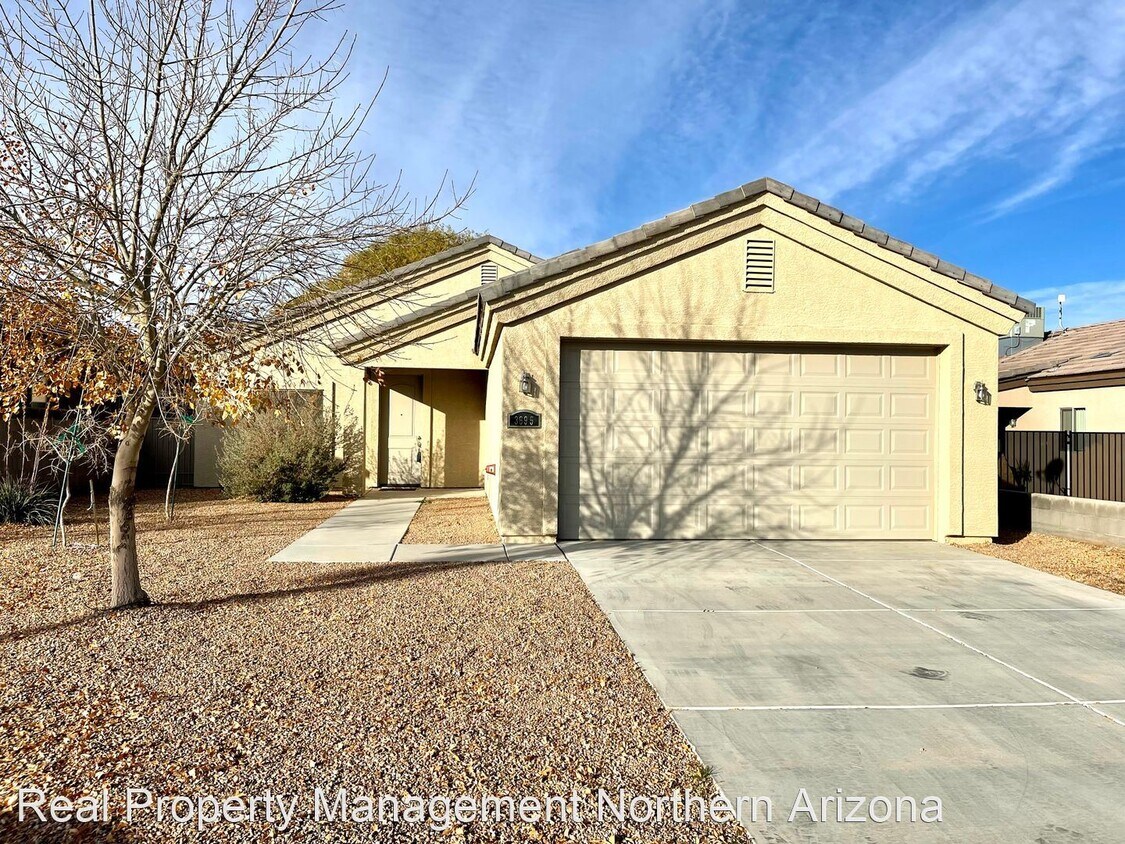 Primary Photo - 3 br, 2 bath House - 3695 N. Adams St.