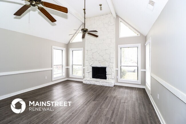 Foto del edificio - 6628 Birch Run Ln