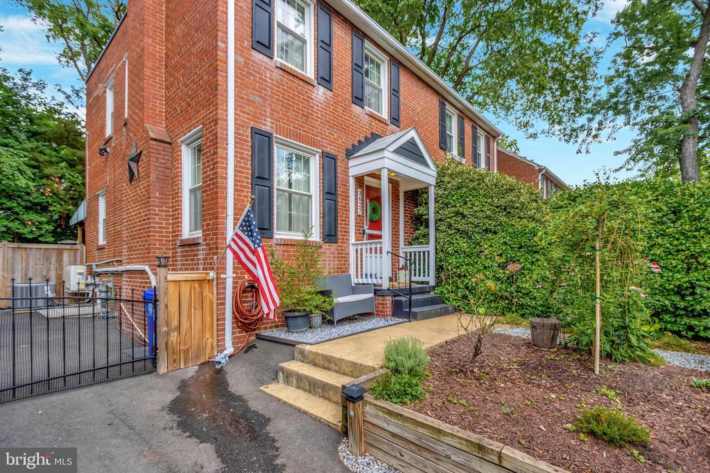 Foto principal - 3627 1st Rd S