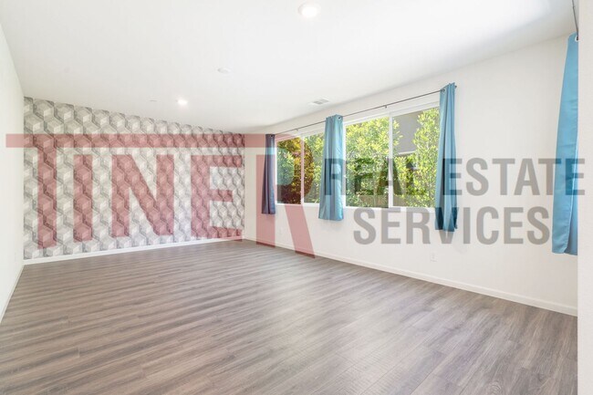 Foto del edificio - Gorgeous Lincoln Home in Gated Community w...